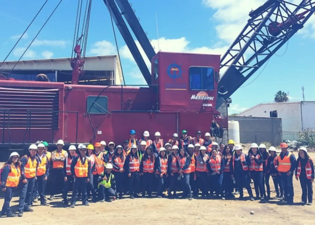 Estudiantes de CETMAR Conocen Nuestras Instalaciones 1 subsea maintenance