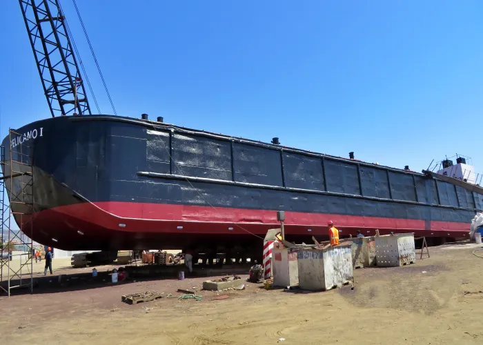 Diseño Construcción y Reparación Naval 18 boat maintenance
